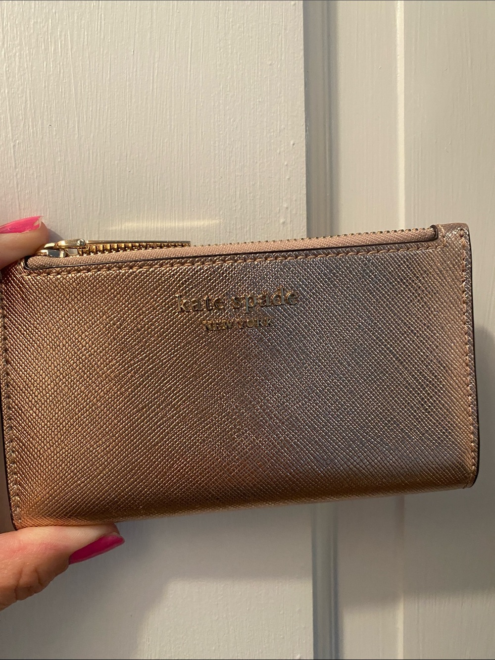 kate spade metallic rose gold zip wallet - Picture 1 of 6